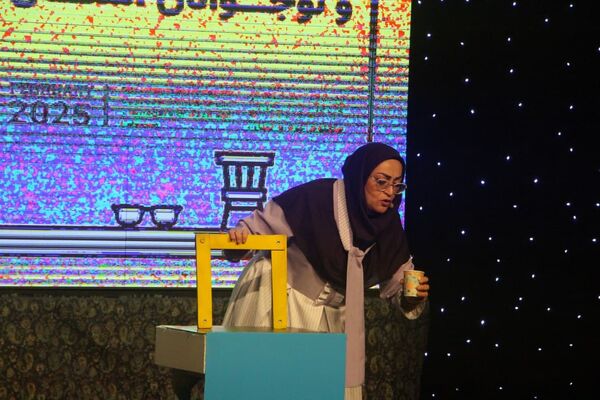 اختتامیه مرحله استانی بیست و ششمین جشنواره قصه‌گویی یزد 