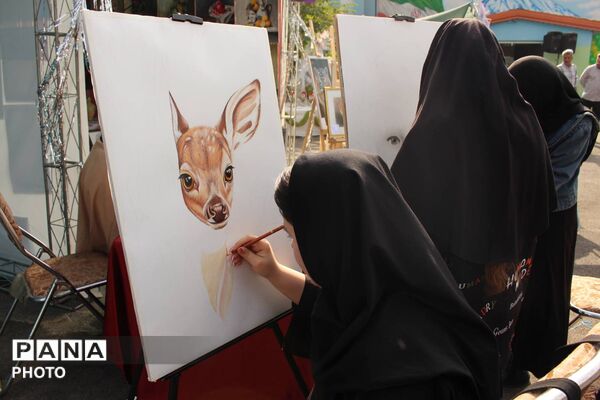 هنر دانش‌آموزان بهارستان یک در نگاه مسئولان