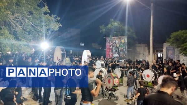برپایی دسته‌های عزاداری در شب تاسوعای حسینی