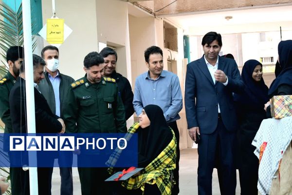 یادواره «لاله‌های روشن» در جم؛ بزرگداشت دانش‌آموز شهید حسین صافی در ریحانه‌النبی