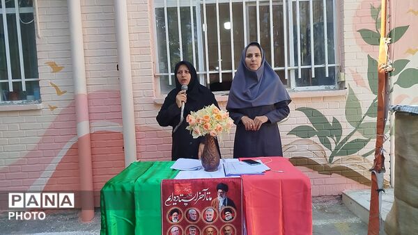 جشن جوانه‌ها؛ خوش‌آمدگویی به هفتمی‌های دبیرستان دانشور ۲  نیشابور 