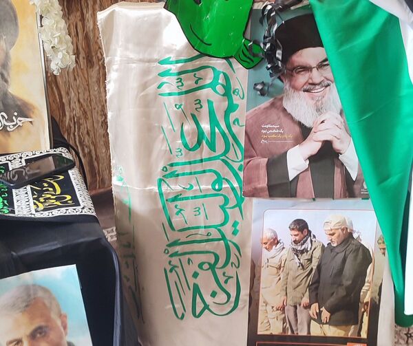 مراسم گرامیداشت شهدای مقاومت در دبیرستان گلشن آزادی مشهد