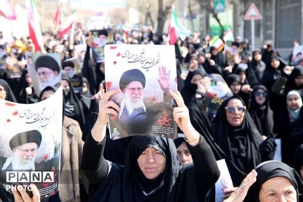 خروش و گردهمایی پرشور مردمی در اسدآباد