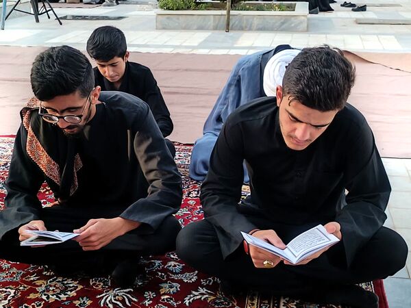 عزاداری روز دوم محرم در گلزار شهدای درق 