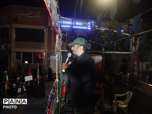 مسجد جامع؛ میعادگاهِ شبانه