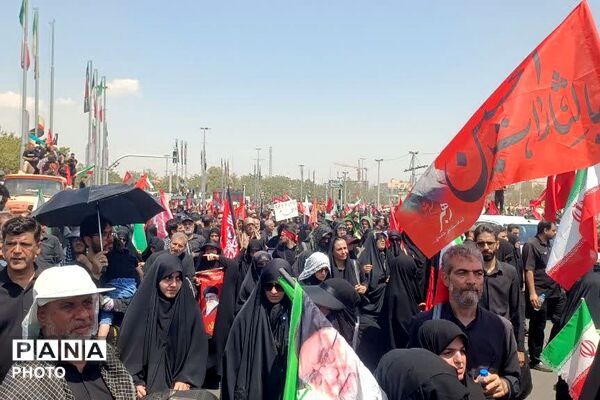  میدان انقلاب گواه بر پیمانی ناگسستنی