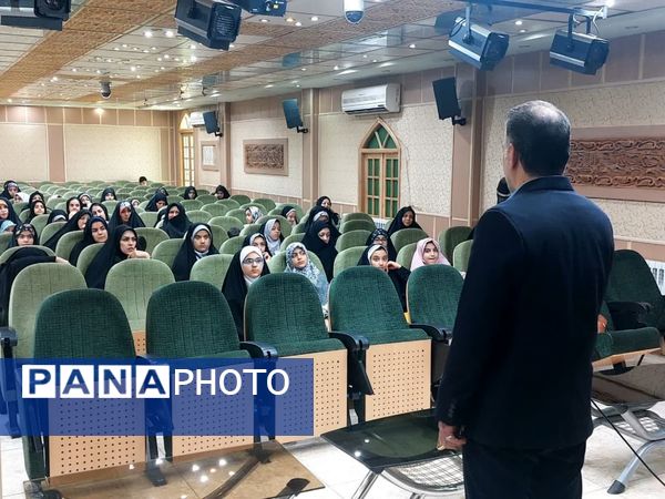 جشنواره ستارگان قرآنی در امامزاده سیدجعفر محمد یزد