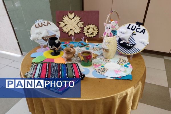 نمایشگاه هنرهای دستی دانش‌آموزان در کانون فرهنگی، تربیتی عصمت اردبیل 