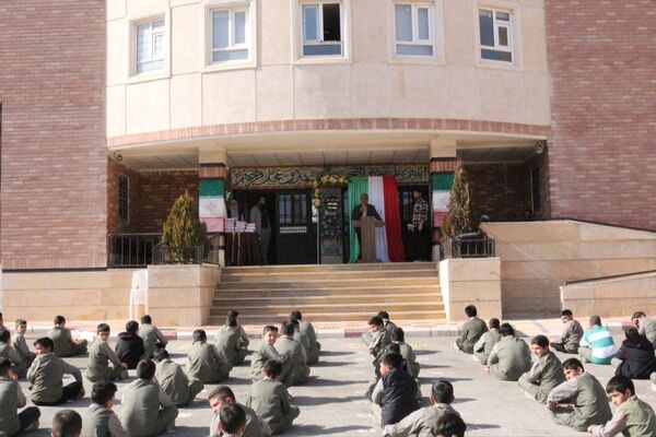  افتتاحیه لیگ جت در دبستان امام رضا (ع) فیروزکوه 