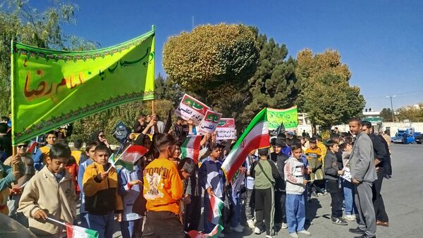 راهپیمایی ۱۳ آبان در دورود؛ تجلی حمایت از آرمان‌های انقلاب اسلامی