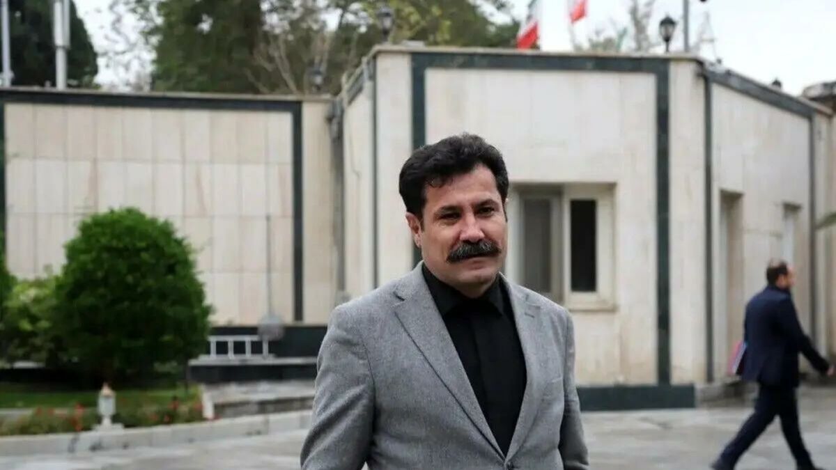 مردم باید از تماشاگری به مشارکت فعال برسند