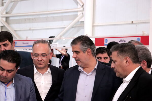 هفدهمین نمایشگاه بین‌المللی سنگ ایران در شهر نیم ور افتتاح شد