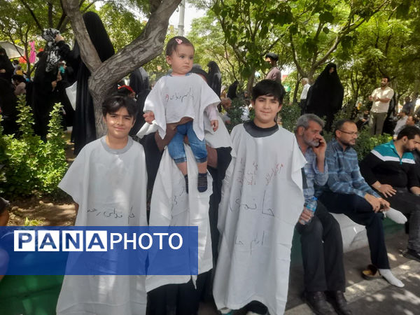 راهپیمای جمعه خشم و نصر در قم