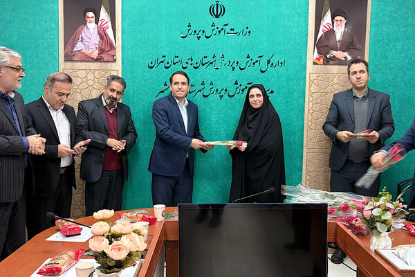 قدردانی از نقش بانوان در عرصه تعلیم و تربیت اسلامشهر