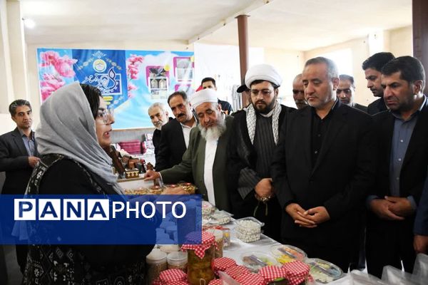 بازدید استاندار خراسان جنوبی از نوروزگاه و سیاه چادر عشایری درمیان