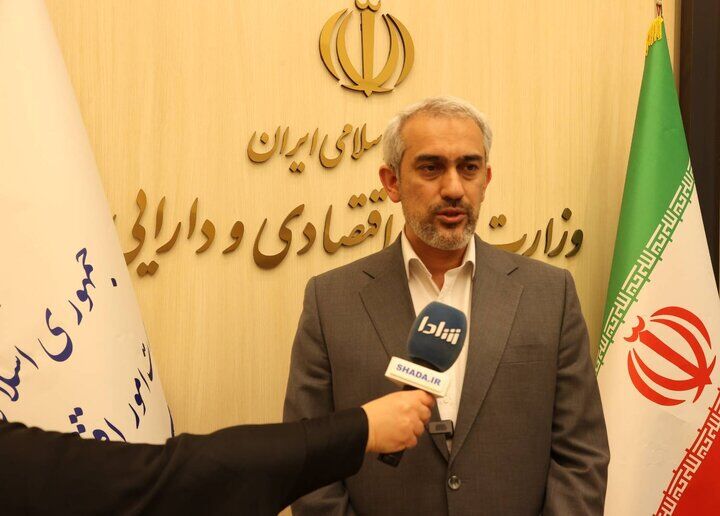 وزیر اقتصاد در حاشیه دیدار با نمایندگان مجلس: تسهیل واردات کالا از طریق مرزهای زمینی