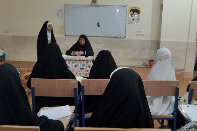 مسابقات قرآن، عترت و نماز مقطع ابتدایی در میناب