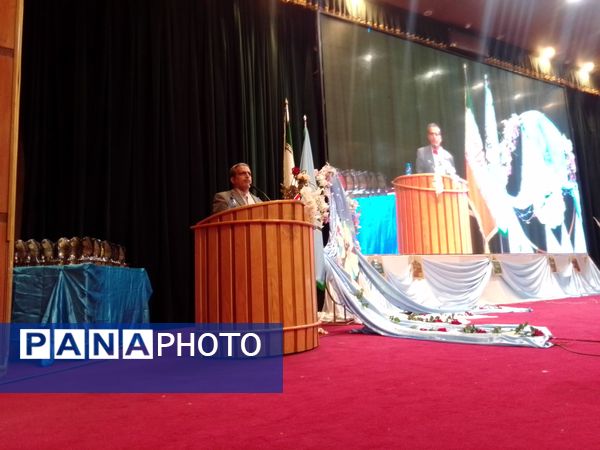 بزرگداشت مقام معلم در منطقه ۱۵