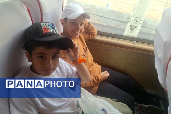 بزرگ مردان کوچک به سرزمین نور رهسپار شدند