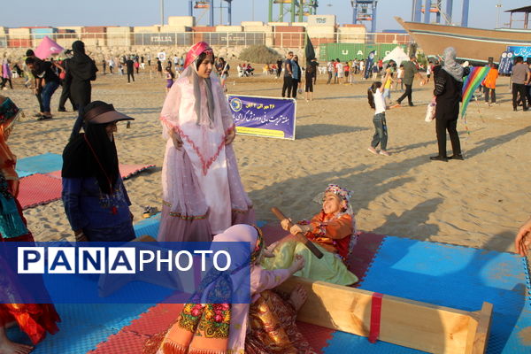 جشنواره بازی و ورزش های همگانی در ساحل بوشهر