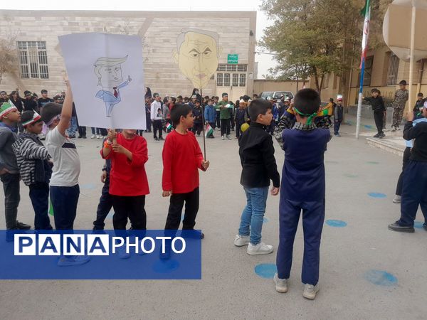 زنگ استکبار ستیزی در مدارس رضویه