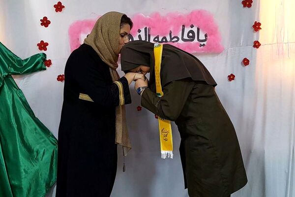 گرامیداشت روز مادر در مدارس اسلامشهر