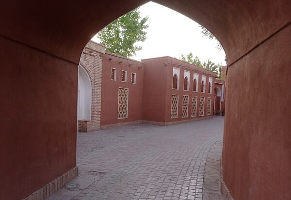 برپایی غرفه‌های صنایع دستی در پارک ایران کوچک 