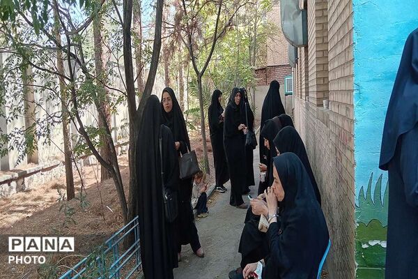 آموزش صف جمع وگارد پرچم در کرمان