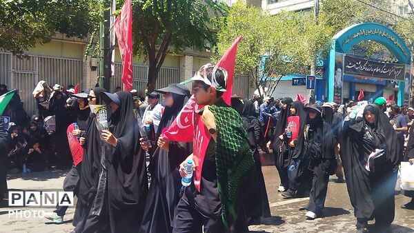 پیش به سوی تشییع رهبر شهیدمون-۲
