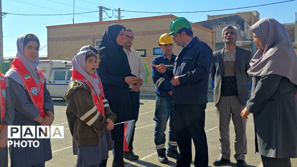 طرح ملی «باانرژی‌ها» در مدرسه دانش و هنر نظرآباد