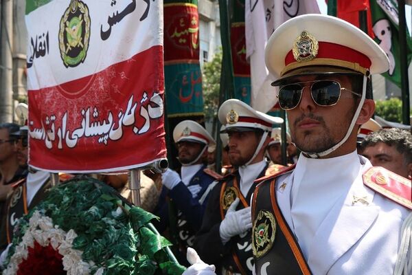 وداع با پیکر مطهر شهید سیدمهدی موسوی در شهرری