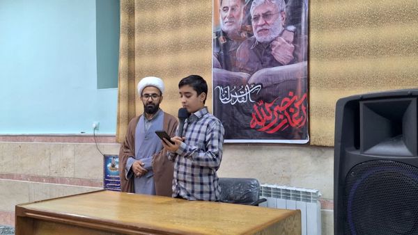 جشن سالروز میلاد امام حسن عسگری(ع) در دبیرستان شادیان