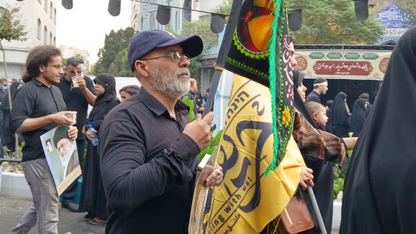 استقبال دلدادگان اباعبدالله الحسین (ع) از پیاده روی جاماندگان اربعین حسینی‌