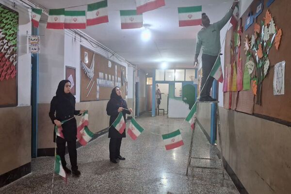 برپایی نمایشگاه‌های دانش آموزی دهه فجر در رباط‌کریم