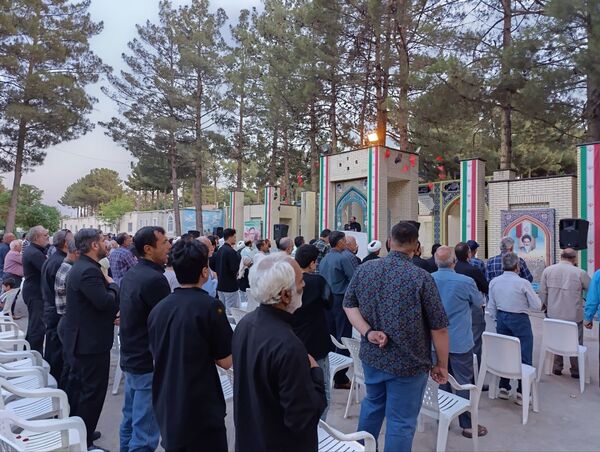 اولین سالگرد شهید محرم هادی میرآبادی بر سر مزارش برگزار شد  