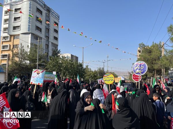 حضور پرشور دهه نودی ها در رزمایش جانفدایان شهرستان بیرجند