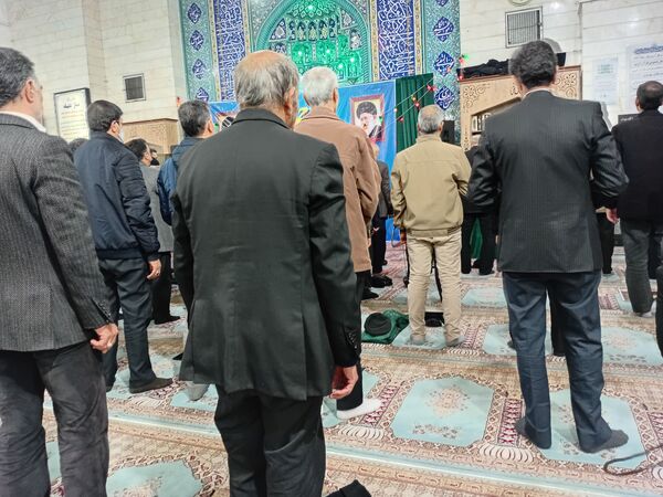 حماسه ۹ دی در مسجد حضرت قائم اسلامشهر 