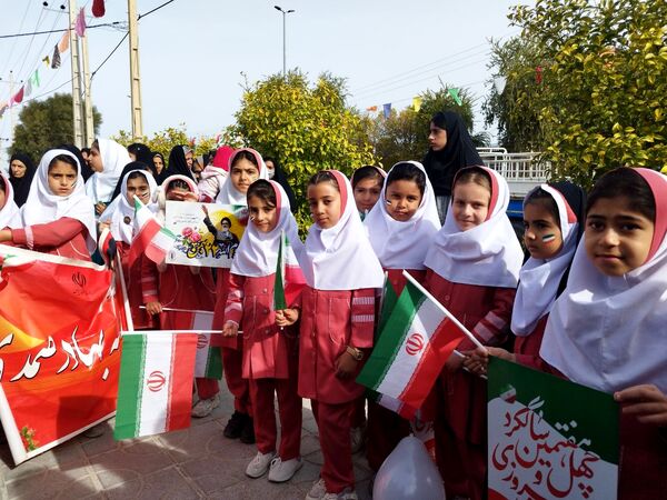 راهپیمایی ۲۲ بهمن همزمان با سراسر کشور