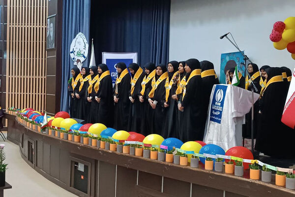 تجلیل از مربیان و دانش‌آموزان برتر شهرستان جم