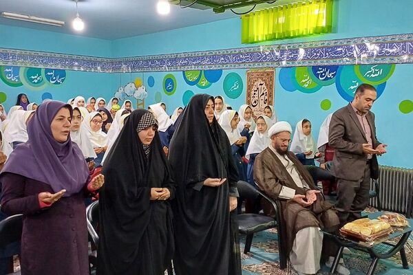 مراسم ولادت حضرت زینب(س) در دبستان صابران یک شهریار