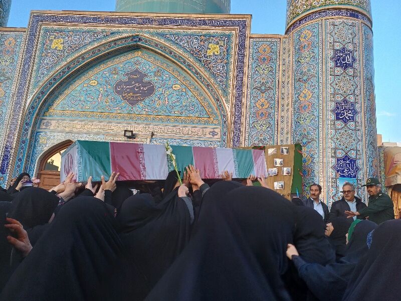 استقبال پرشور مردم از شهدای گمنام در شهرستان شیروان