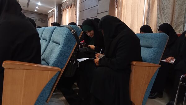 نشست فعالان امر به معروف و نهی از منکر 