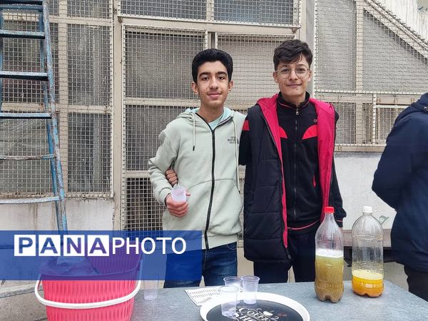 برپایی بازارچه دانش‌آموزی به‌مناسبت عید مبعث 