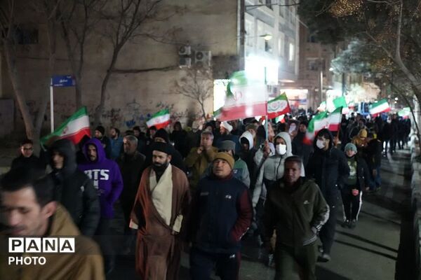 بیعت مردم غیور باقرشهر و کهریزک با سومین رهبر انقلاب اسلامی 