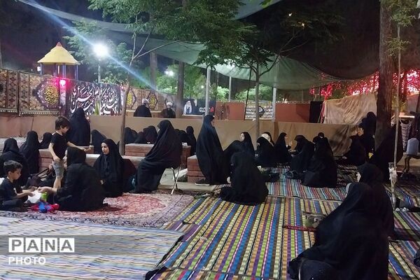 گردهمایی شبانه در محله ۱۳ آبان شهرری 