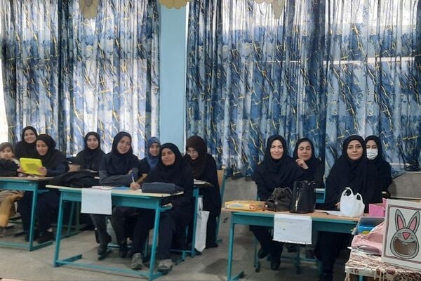  کارگاه آموزشی توانا در دبستان شهید دکتر چمران ناحیه دو شهرری 
