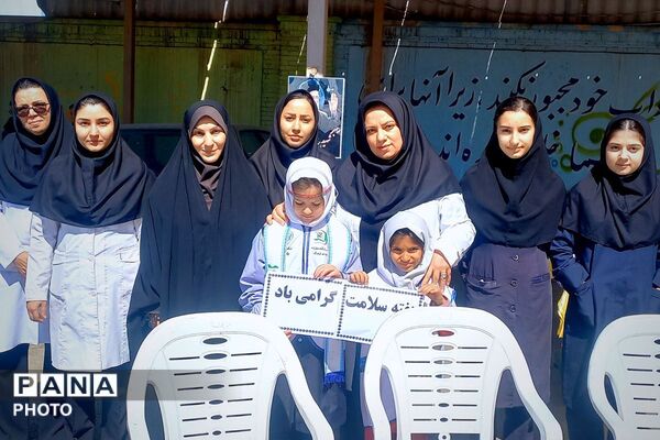 هفته سلامت در ورامین: جشنی برای سلامتی با حضور دانش‌آموزان، فرهنگیان و هلال احمر