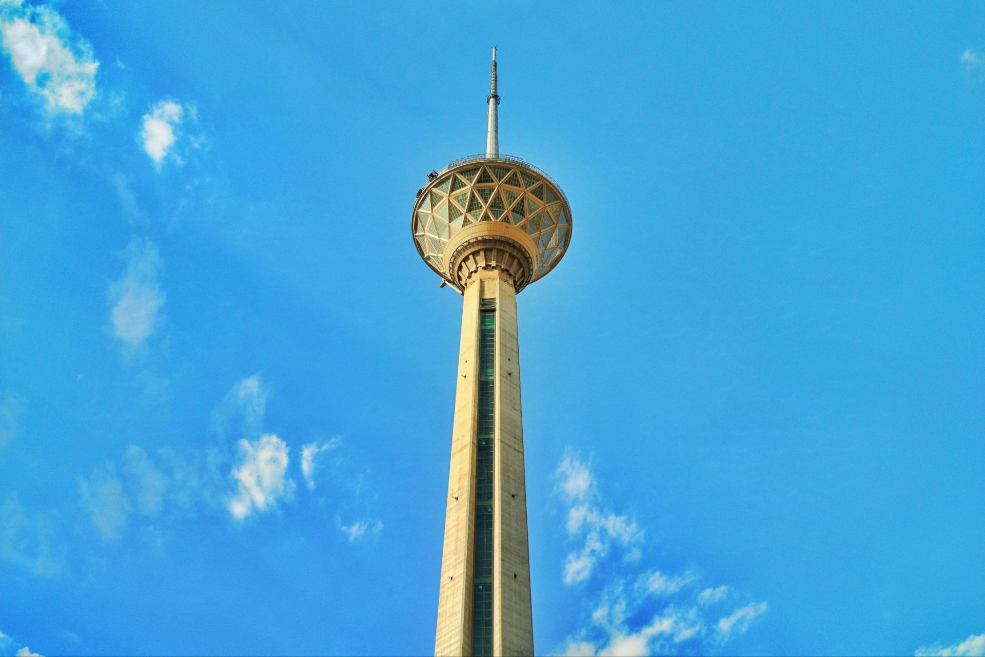 افسانه‌ هایی که رنگ حقیقت گرفت