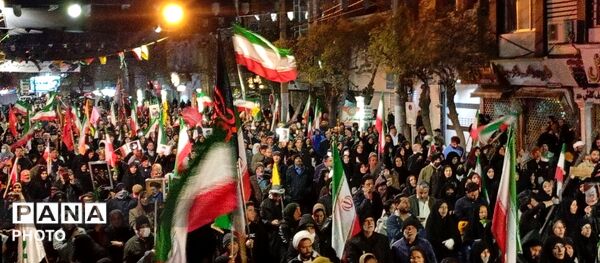 اجتماع مردم ملایر و تجدید بیعت با آرمان‌های انقلاب