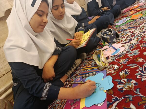 نقاشی همگانی با موضوع صرفه‌جویی در مصرف آب ، گاز و برق
